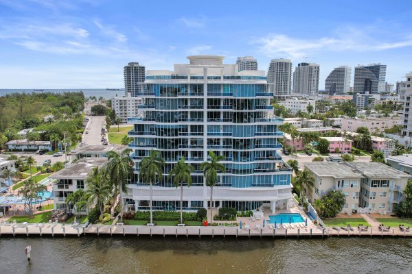 715 Bayshore #902 Fort Lauderdale, FL 33304