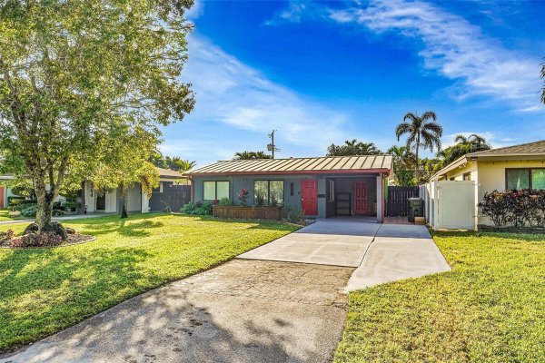 380 NW 47th Ct Fort Lauderdale, FL 33309