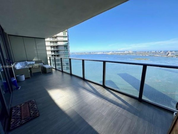 650 NE 32nd St #4406 Miami, FL 33137