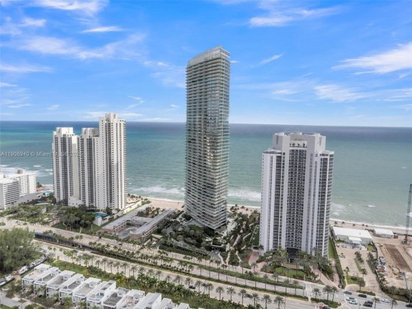 18975 Collins Ave #3901 Sunny Isles Beach, FL 33160