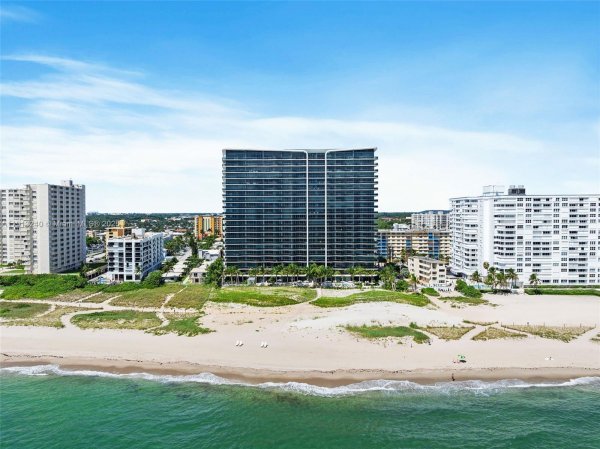 900 N Ocean Blvd #1606 Pompano Beach, FL 33062