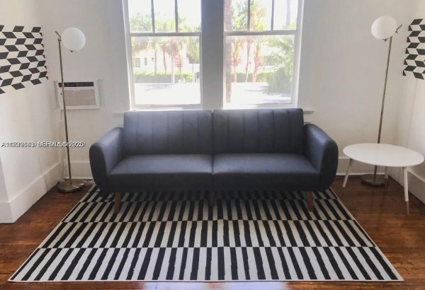 1611 Michigan Ave #21 Miami Beach, FL 33139