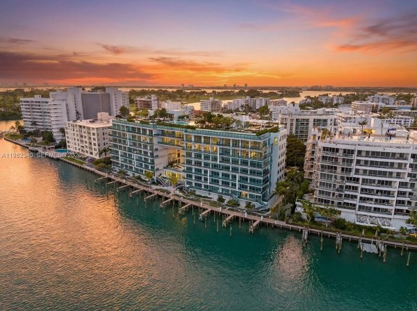 9201 E Bay Hbr Dr #604 Bay Harbor Islands, FL 33154