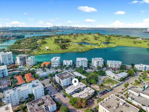 9260 Bay Hbr Ter #3 Bay Harbor Islands, FL 33154