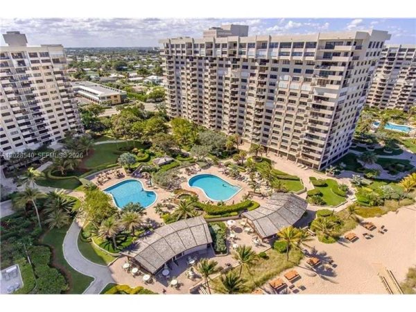 4900 N Ocean Blvd #1101 Lauderdale By The Sea, FL 33308