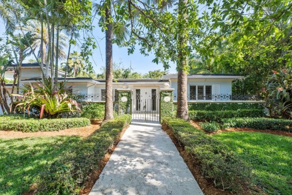 1037 Alfonso Ave Coral Gables, FL 33146