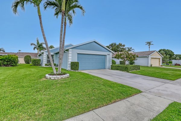 1265 Pine Sage Cir West Palm Beach, FL 33409