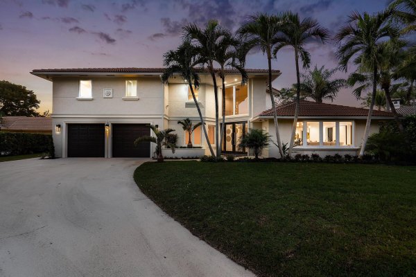 2570 Avenue Au Soleil Gulfstream, FL 33483