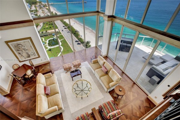 6051 N Ocean Dr #PH5 Hollywood, FL 33019