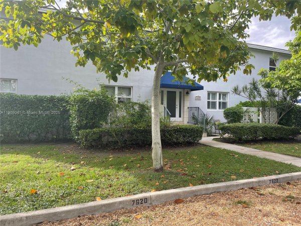7620 SW 54th Ct #19C Miami, FL 33143