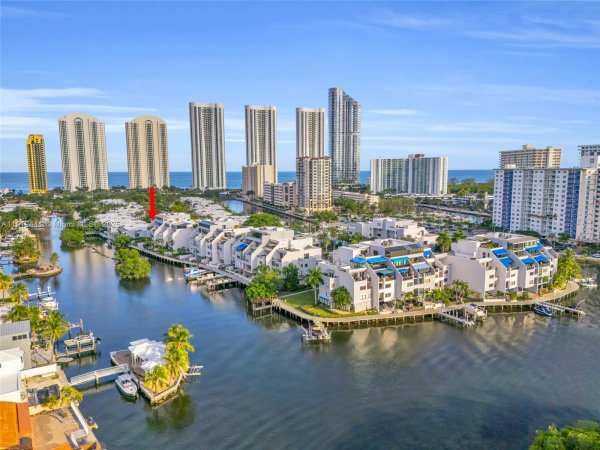 355 Poinciana Dr #1130 Sunny Isles Beach, FL 33160