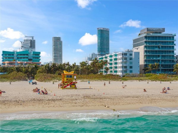 301 Ocean Dr #302 Miami Beach, FL 33139
