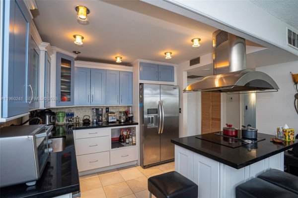 500 Three Iss Blvd #1007 Hallandale Beach, FL 33009