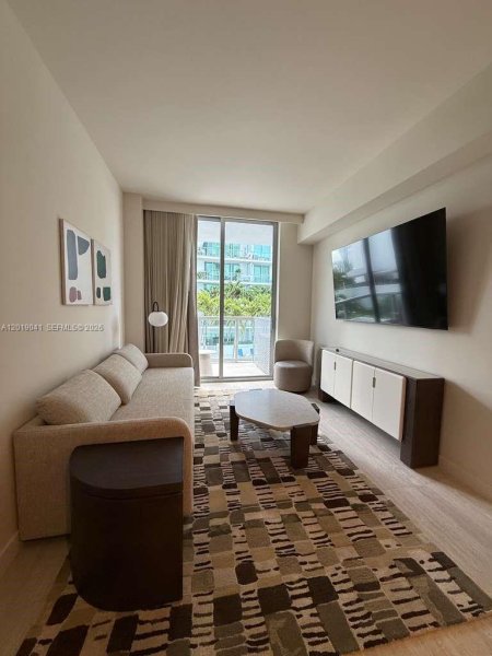 1611 SW 2nd Ave #510 Miami, FL 33129