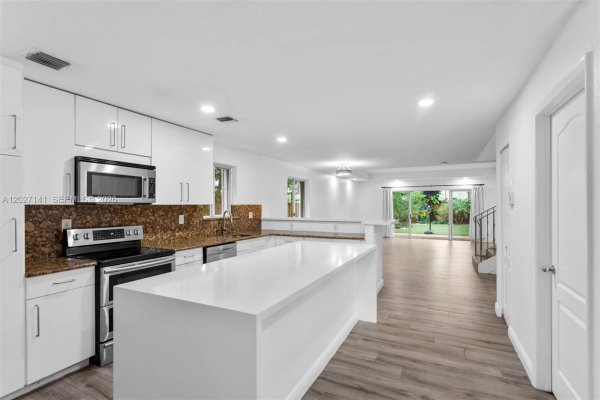 3062 Matilda #2 Miami, FL 33133