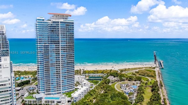 100 S Pointe Dr #1810 Miami Beach, FL 33139