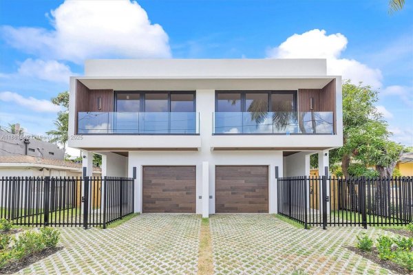 3163 Hibiscus St #3163 Miami, FL 33133