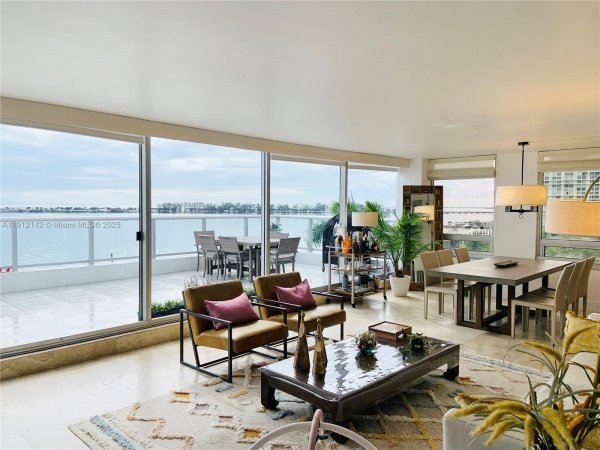 1541 Brickell Ave #C608 Miami, FL 33129