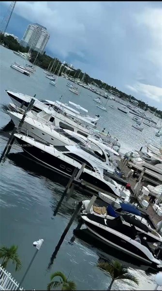 7904 West Dr #315 North Bay Village, FL 33141