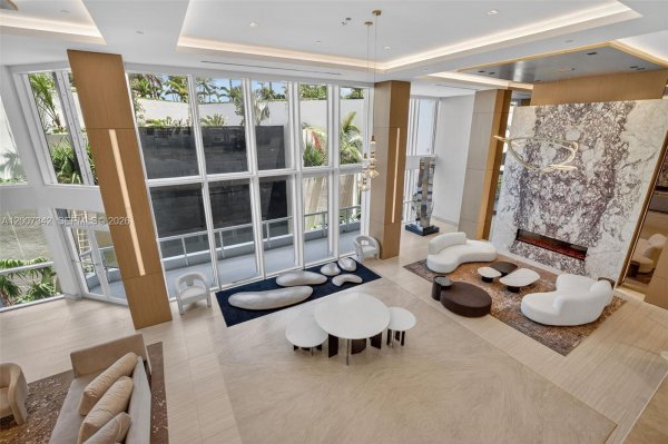 21205 Yacht Clb Dr #605 Aventura, FL 33180
