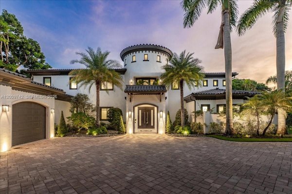 6080 SW 104th St Pinecrest, FL 33156