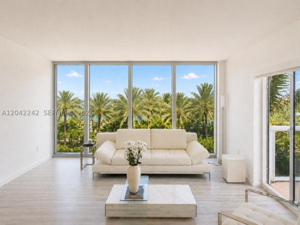 10275 Collins Ave #431 Bal Harbour, FL 33154