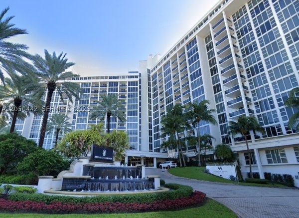 10275 Collins Ave #323 Bal Harbour, FL 33154