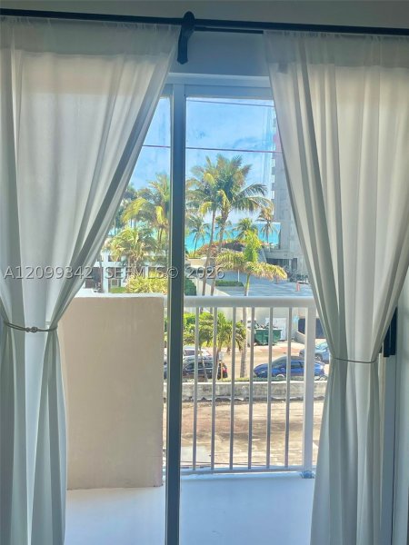 Undisclosed Address Miami Beach, FL 33141