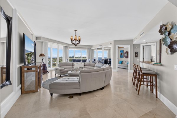2700 N Ocean Dr #905B Riviera Beach, FL 33404