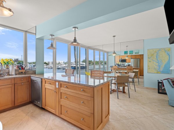 3037 Hbr Dr #18 Fort Lauderdale, FL 33316