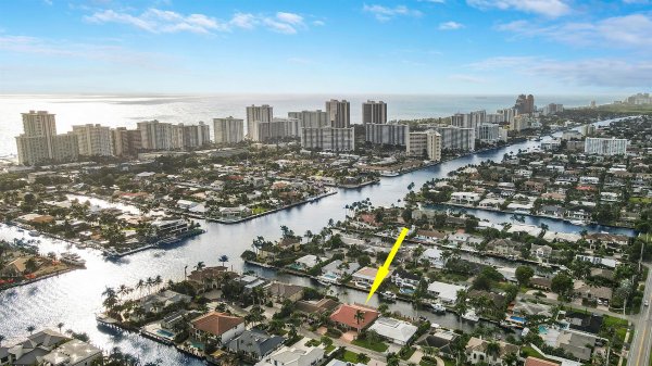 3040 NE 40th St Fort Lauderdale, FL 33308