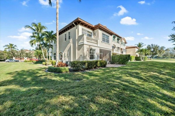 222 Tresana #44 Jupiter, FL 33478