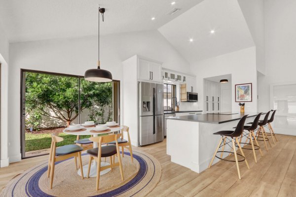 246 Ridge Jupiter, FL 33477