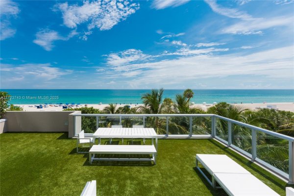 3801 Collins Ave #TH-4 Miami Beach, FL 33140