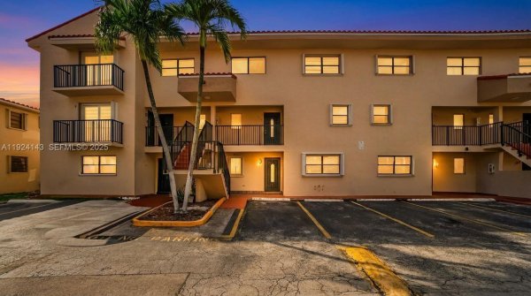 5530 W 26th Ct #102 Hialeah, FL 33016
