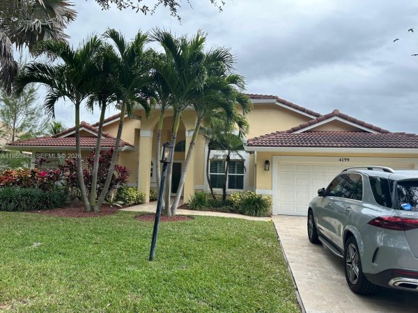 4199 NW 81st Ter Coral Springs, FL 33065