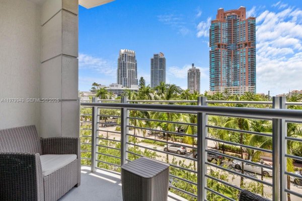 110 Washington Ave #1411 Miami Beach, FL 33139