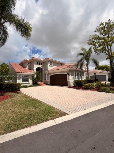 4432 NW 93rd Doral Ct Doral, FL 33178
