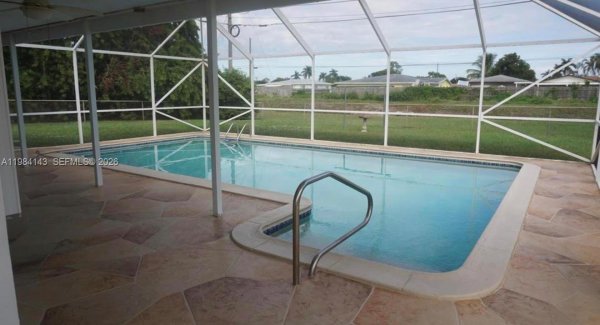 328 Riverdale Rd Palm Springs, FL 33461