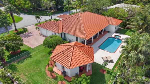 18461 SW 83rd Ave Cutler Bay, FL 33157