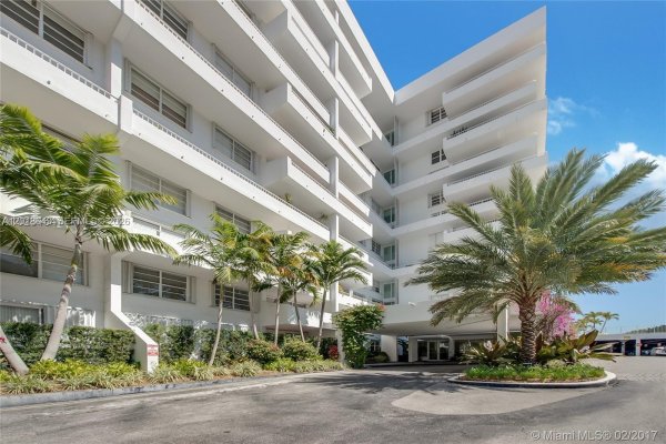 199 Ocean Ln Dr #113 Key Biscayne, FL 33149