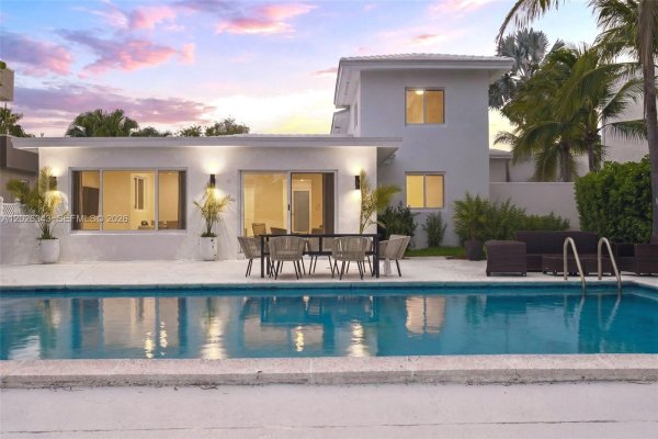 1510 S Treasure Dr #SINGLE North Bay Village, FL 33141