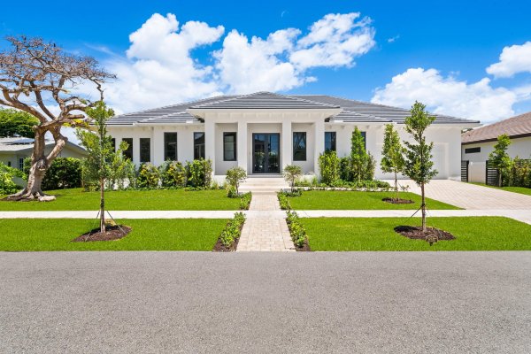 2725 NE 28th Fort Lauderdale, FL 33306