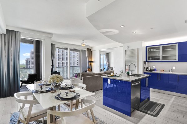 3101 Bayshore #1508 Fort Lauderdale, FL 33304