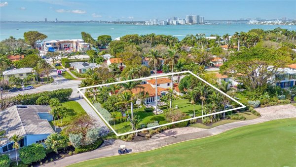 5801 Alton Rd Miami Beach, FL 33140 5801 Alton Rd Miami Beach, FL 33140