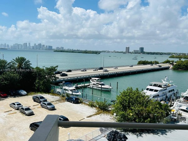 7904 West Dr #508 North Bay Village, FL 33141