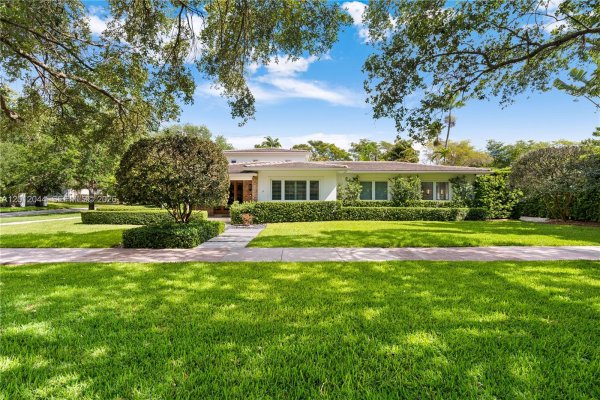 449 Miller Rd Coral Gables, FL 33146