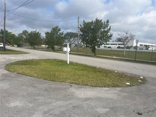 9260 SW 164th St Palmetto Bay, FL 33157