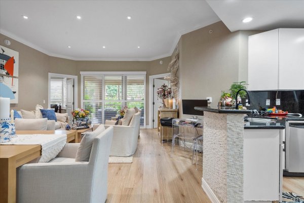 16135 Emerald Estates Dr #164 Weston, FL 33331