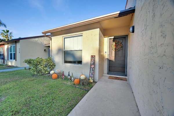 214 Palmetto Jupiter, FL 33458